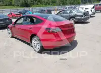 2022 Tesla Model 3 фото