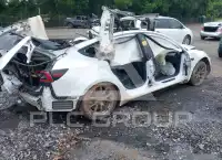 2022 Tesla Model 3 фото