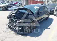 2022 Tesla Model 3 фото