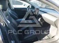 2022 Tesla Model 3 фото