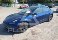 2022 Tesla Model 3 фото