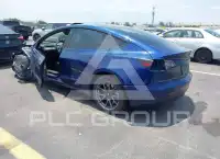 2022 Tesla Model 3 фото