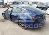2022 Tesla Model 3 фото