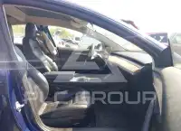 2022 Tesla Model 3 фото