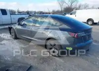 2022 Tesla Model 3 фото