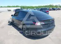 2022 Tesla Model 3 фото