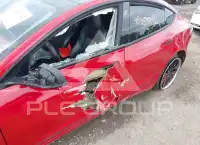 2022 Tesla Model 3 фото