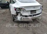 2022 Tesla Model 3 фото