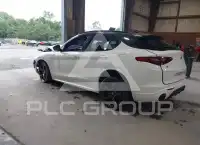 2022 Alfa Romeo Stelvio фото