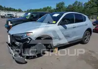 2022 Alfa Romeo Stelvio фото
