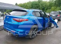2022 Alfa Romeo Stelvio фото