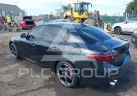2022 Alfa Romeo Giulia фото