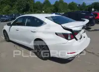 2022 Lexus ES350 photo