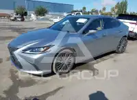 2022 Lexus ES350 photo