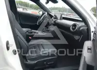 2022 Lexus IS350 фото
