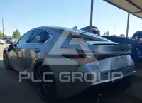 2022 Lexus IS350 фото