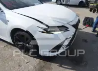 2022 Lexus ES300 фото