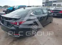 2022 Lexus ES300 photo