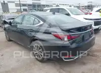 2022 Lexus ES300 photo