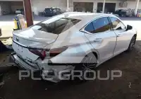 2022 Lexus ES300 фото