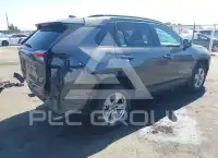 2022 Toyota RAV4 фото