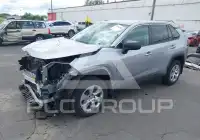 2022 Toyota RAV4 фото