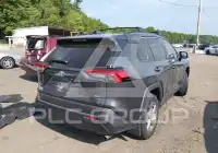 2022 Toyota RAV4 фото