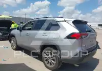2022 Toyota RAV4 фото
