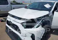 2022 Toyota RAV4 фото