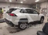 2022 Toyota RAV4 фото