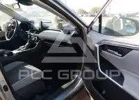 2022 Toyota RAV4 фото
