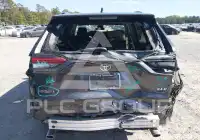 2022 Toyota RAV4 фото