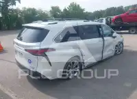 2022 Toyota SIENNA фото