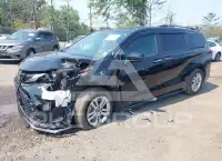 2022 Toyota SIENNA фото