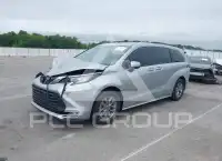 2022 Toyota SIENNA photo