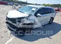 2022 Toyota SIENNA фото