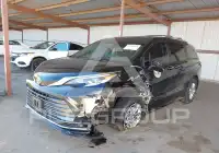 2022 Toyota SIENNA фото