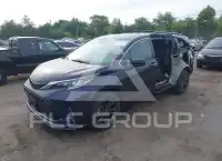 2022 Toyota SIENNA photo