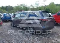 2022 Toyota SIENNA фото