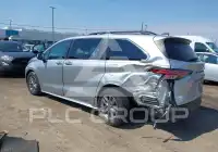 2022 Toyota SIENNA фото