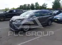 2022 Toyota SIENNA фото