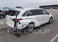 2022 Toyota SIENNA photo