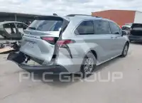 2022 Toyota SIENNA photo
