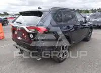 2022 Toyota RAV4 фото