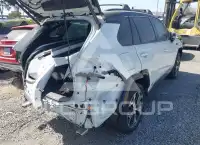 2022 Toyota RAV4 фото
