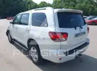 2022 Toyota SEQUOIA фото