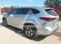 2022 Toyota Highlander фото