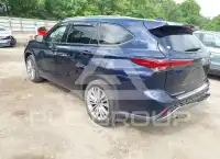2022 Toyota Highlander photo
