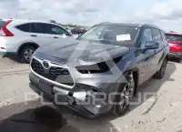 2022 Toyota Highlander фото
