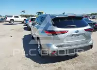2022 Toyota Highlander фото